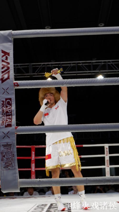 “街头拳王”挑战“业余天花板”头衔迎来首次卫冕!12月20日一战到底! “街头拳王”挑战“业余天花板”头衔迎来首次卫冕!12月20日一战到底!